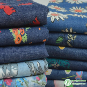 Summer Thin Non Elastic Blended Printed Denim Fabric for Quilting Sewing Clothes Skirt per Half Meter